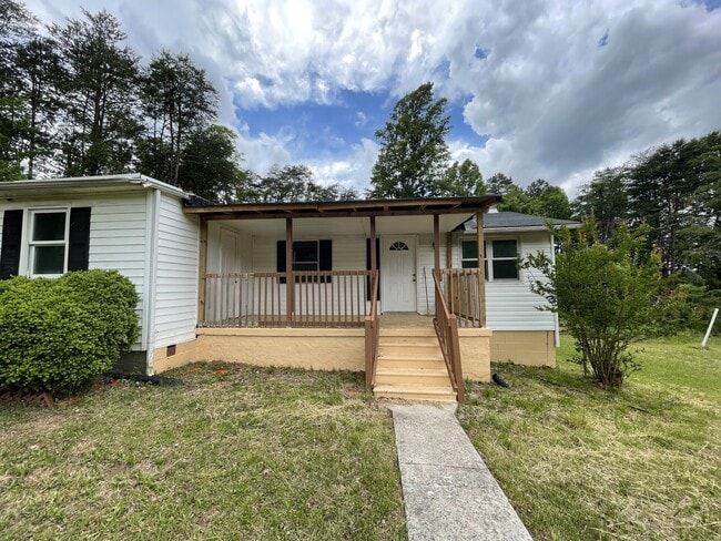 Photo - 1165 Hawkins Rd