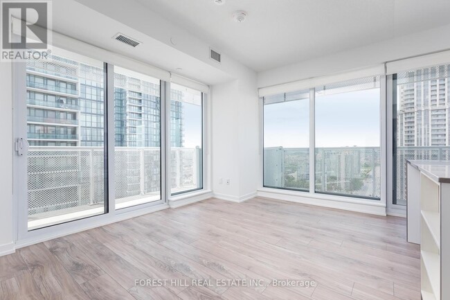 Photo - 4065 Confederation Pkwy Unit 2403