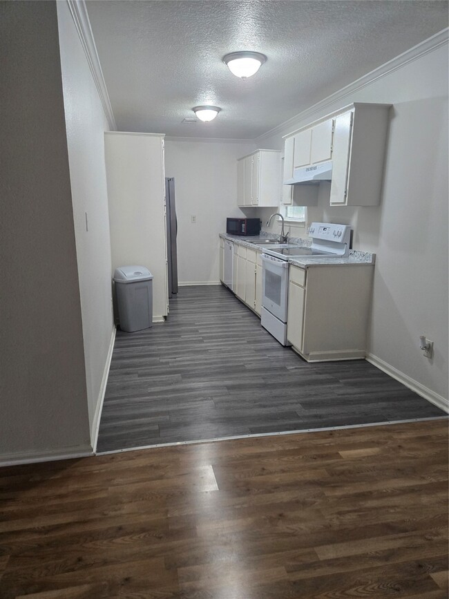 Photo - 4215 Ross Ave