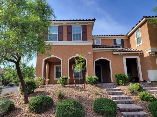 Building Photo - 3001 Camino Sereno Ave