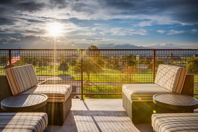 Clubroom Outside - Dry Creek Apartments