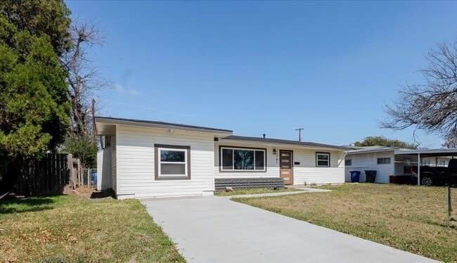 Building Photo - 11741 Abston Ln