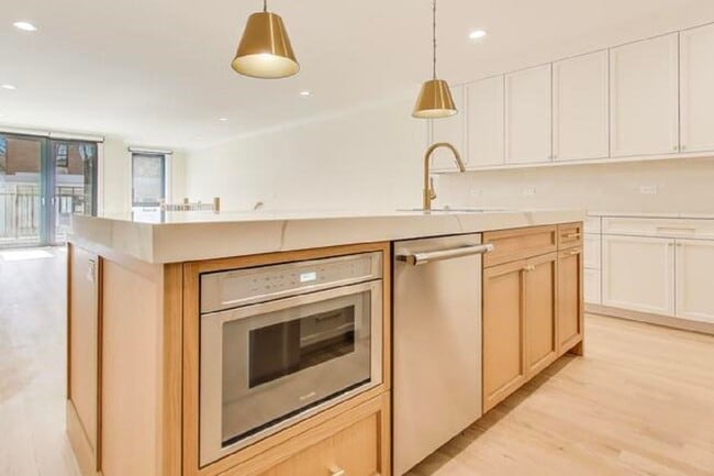 Photo - 5019 N Lincoln Ave Unit # 01S
