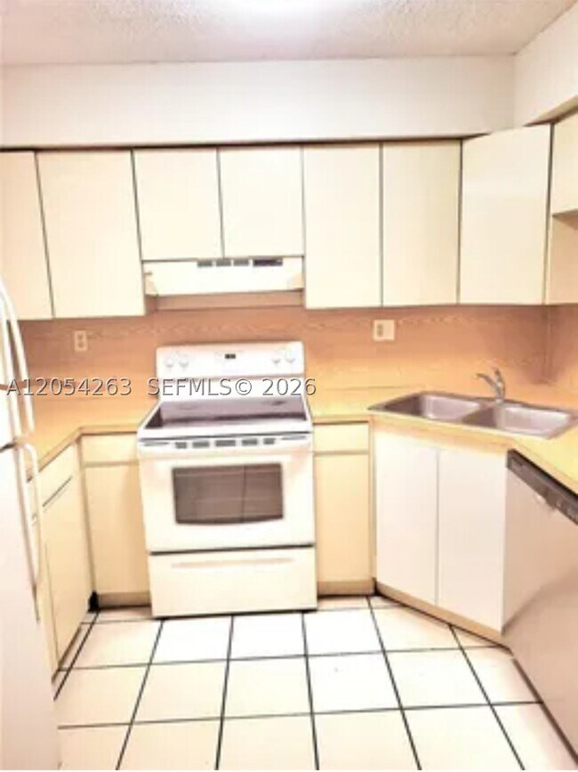Photo - 5765 W 25th Ct Unit 211