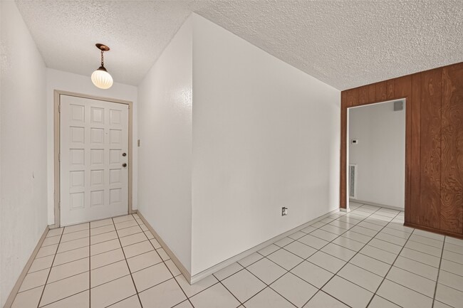 Photo - 5206 Olana Dr