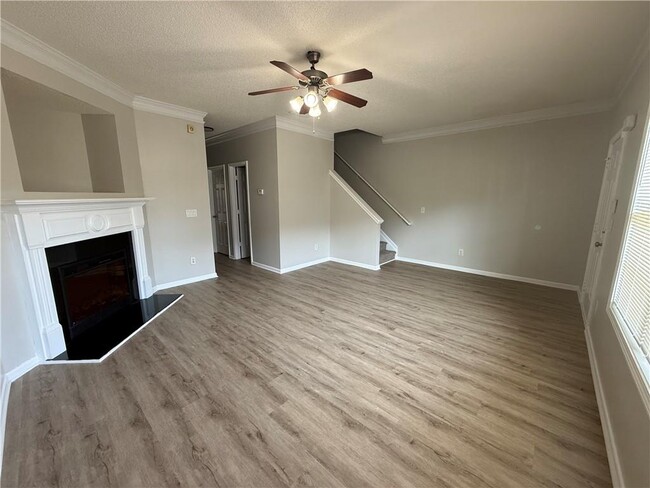 Photo - 6370 Olmadison Pl