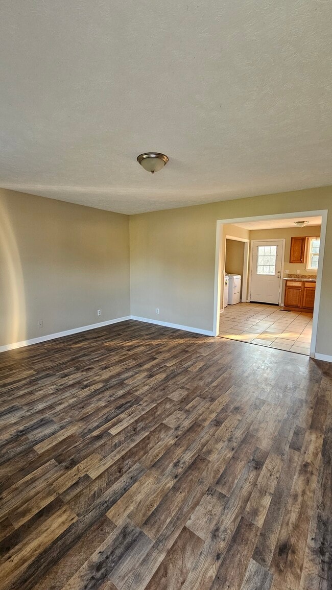 Building Photo - 88 Dixie Ct Rental