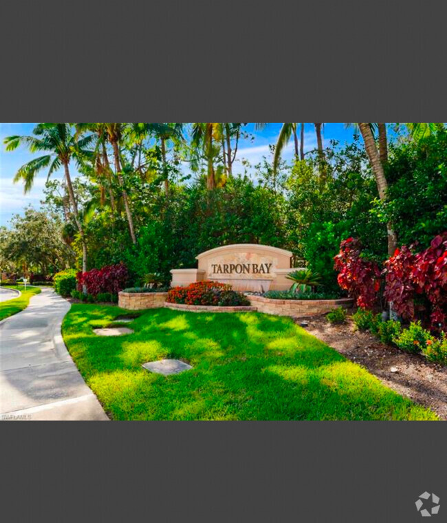 Building Photo - 1882 Tarpon Bay Dr S Unit Tarpon 202 Rental