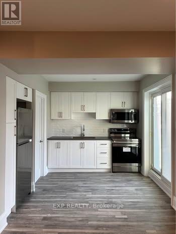 Photo - 4308 Curia Crescent