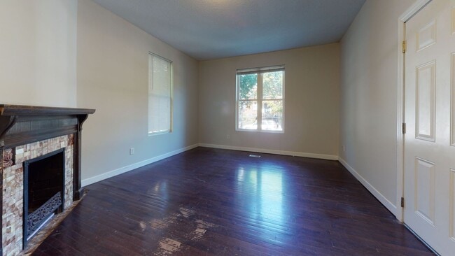 Photo - 520 12th Ave SE Unit #1