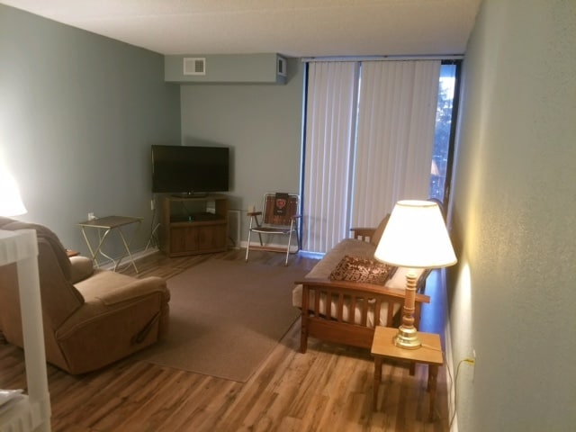 Photo - 1750 N Marywood Ave (Aurora, IL)