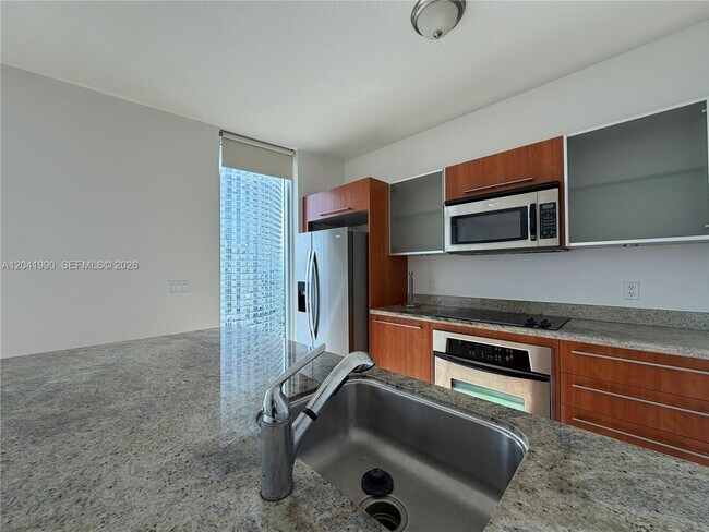 Photo - 185 SW 7th St Unit 3200