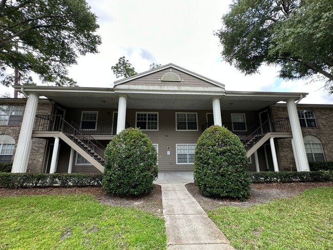 Building Photo - 112 Reserve Cir Unit 100