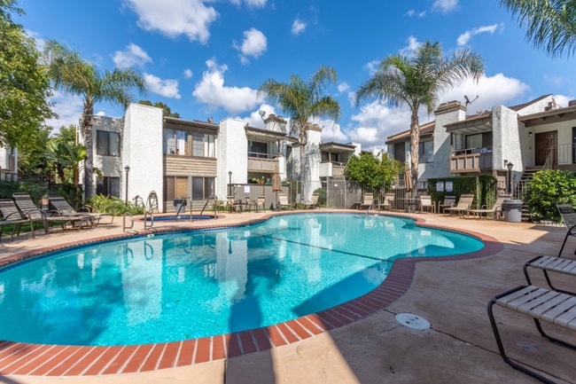 Building Photo - 15511 Sherman Way Unit 41 Rental