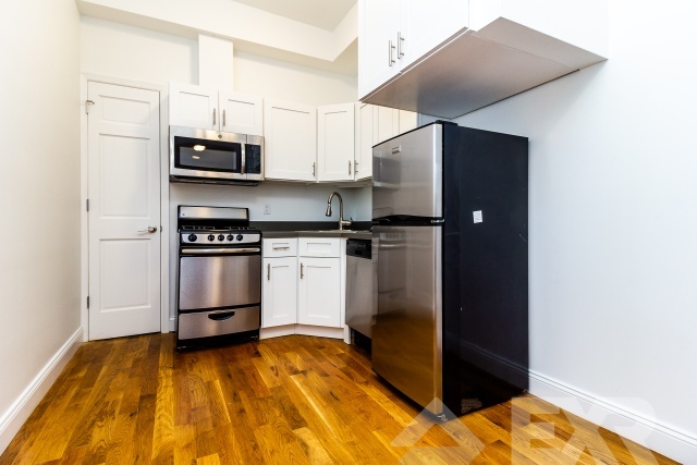 Photo - 287 Wyckoff Ave Apartment Unit 2B