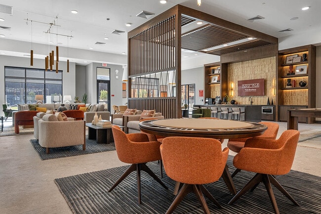 Navona - final - web size-1 - Navona