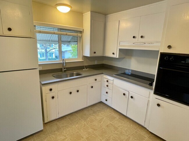 Photo - Must see to appreciate 1 Bedroom 1 Bath up... Unit 6