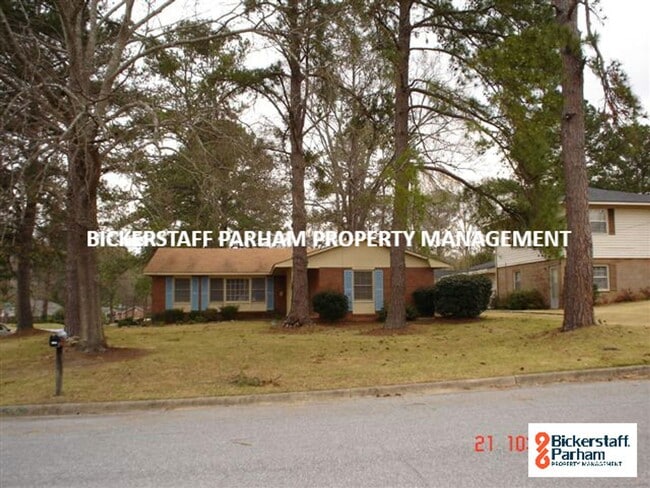 Building Photo - Charming Home In Columbus, GA Off Of Reese...