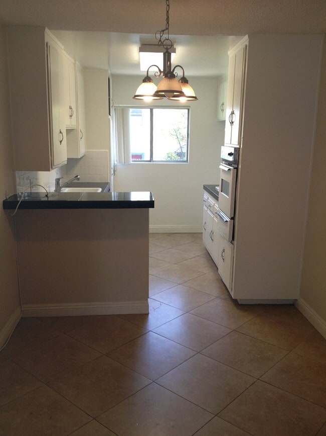 Photo - 954 N Croft Ave