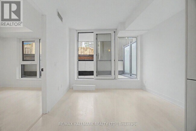 Photo - 308 Jarvis St Unit 308