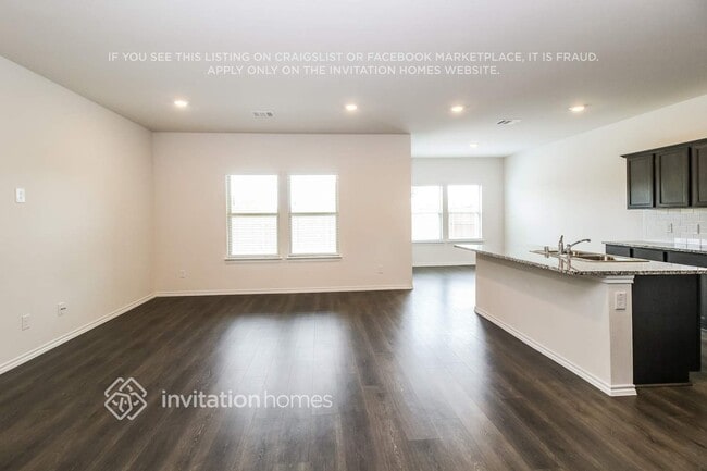 3124 Glazner Dr