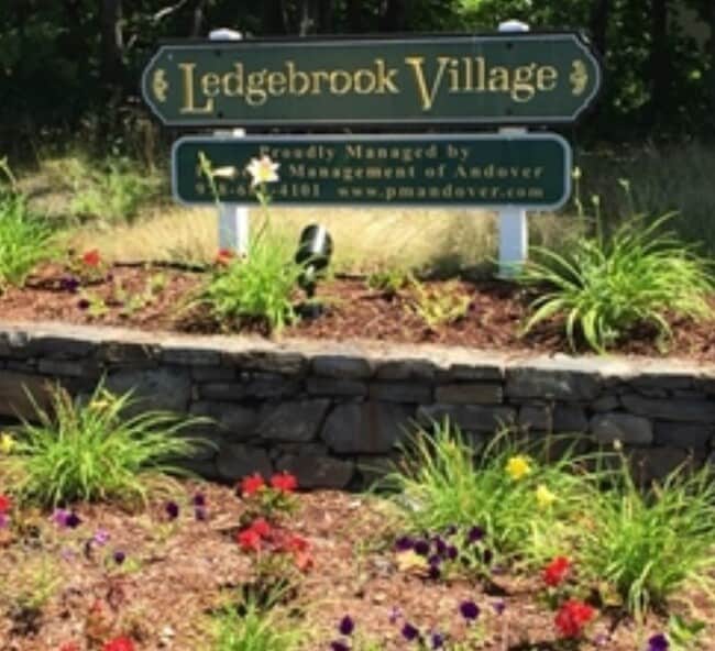 Building Photo - 369 Aiken Ave Unit 21