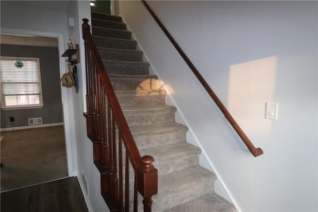 Photo - 1302 Stephens St SW