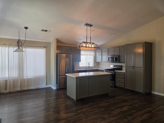 Photo - 1461 Velasquez Ln