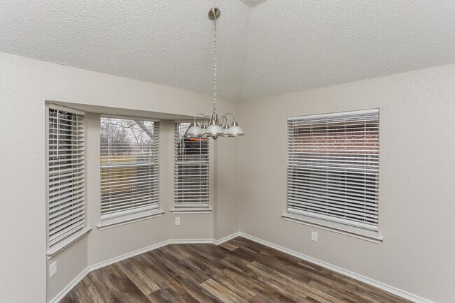 Photo - 1512 Fern Dr