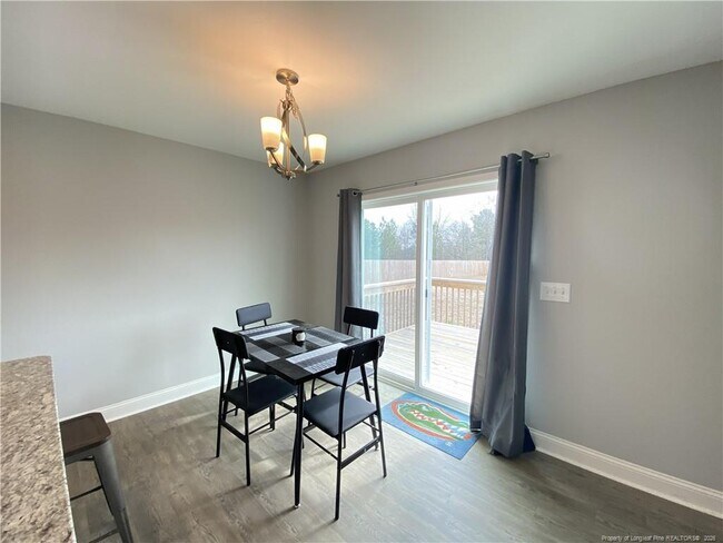 Photo - 900 Allstar Ave