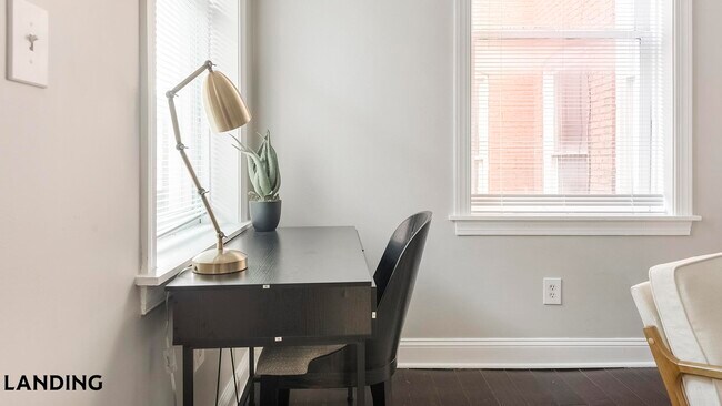 Photo - 617 W Lexington St Unidad B2