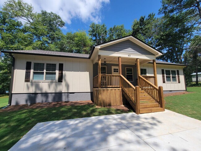 Photo - Build to Rent 4 Bdrm Lake Access - Luxury flooring -Stainless steel appliance - Covered Porch
