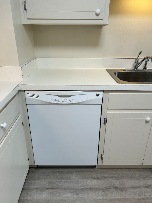 Photo - 525 N San Mateo Dr Apartment Unit 106