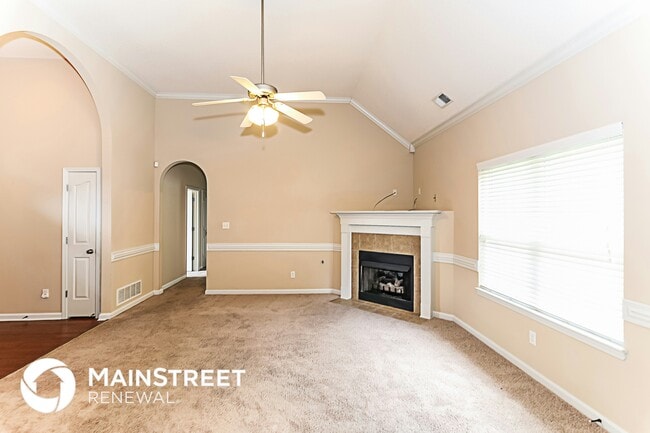 Photo - 2588 Pyramid Dr