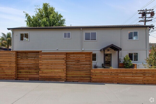 Building Photo - Fantastic Berkeley Home