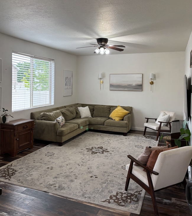 Photo - 1732 W Grays Dr