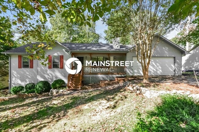 Building Photo - 3 Bedroom Pet-Friendly Home in Stockbridge...