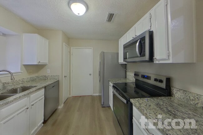 Photo - 2645 Danberry Ln