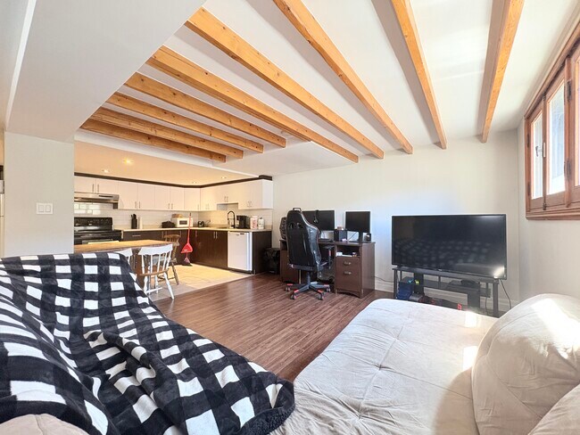 Photo - 145 Rue Gardenville
