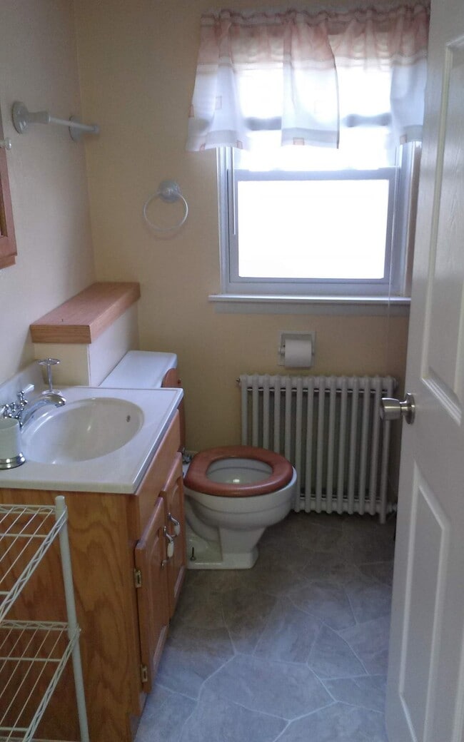 Photo - 2044 Belton St