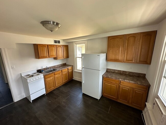 Photo - 404 4th St Unit apt B