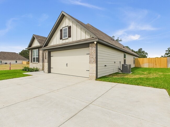 Photo - 1902 Viva Rd