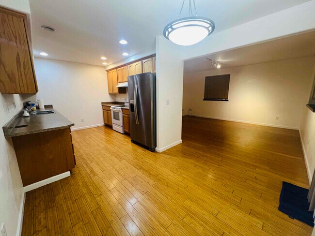 Photo - 2114 Hamilton Ave