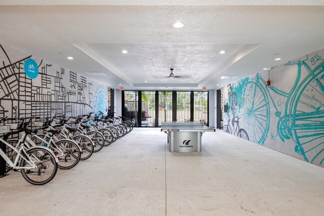 Photo - West End at City Walk