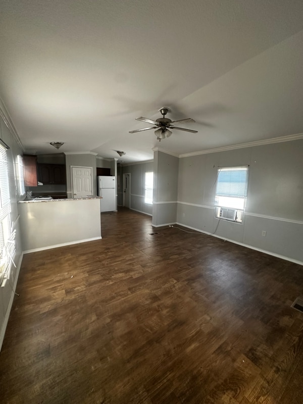 Photo - 9477 Lansdowne Rd