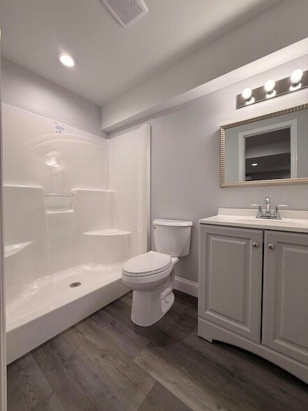 Photo - 7156 Holland Ln