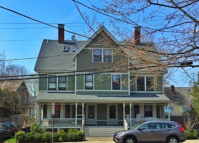 Photo - 40 Cushing St Townhome