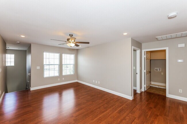 3398 Jasmine Vine Ct