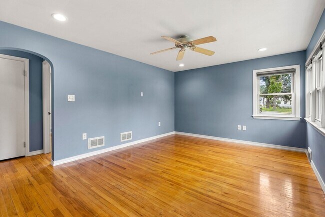 Photo - 763 Wilder St