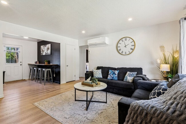 6484 Aylesworth Dr Unit SI ID1593933P